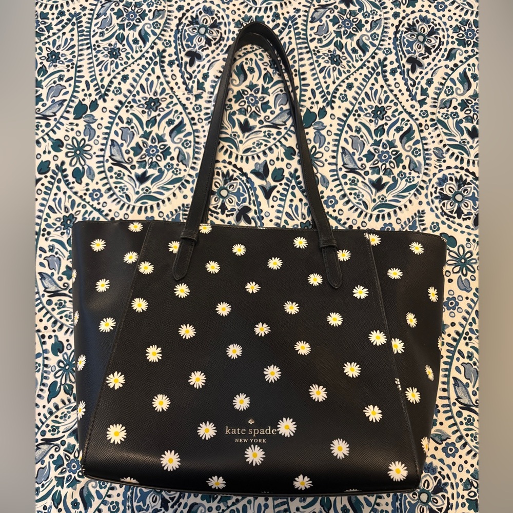 Kate Spade Black Daisy Print Becca Tote Bag